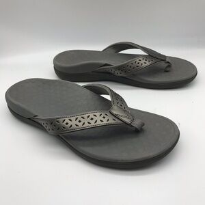Vionic Tide II Toe Post Women's Sandal 9 Pewter Leather Slip On Flip Flop Thong
